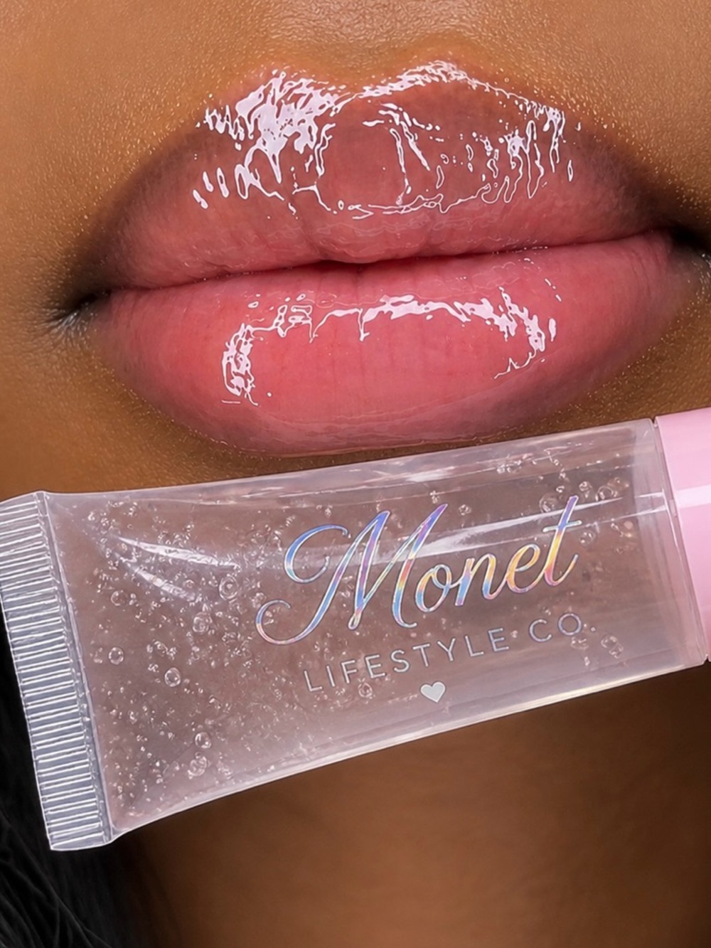 Clear Lip Gloss — Transparent Shine (Clear)